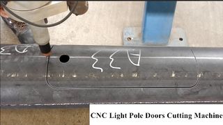 Automatische Stangentür-Schneidemaschine, CNC-Lichtmast-Türschneidemaschine